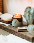 Les Mauvaises Herbes Bougie de soya Maison Les Mauvaises Herbes 100ml Fleuve : eucalyptus air marin