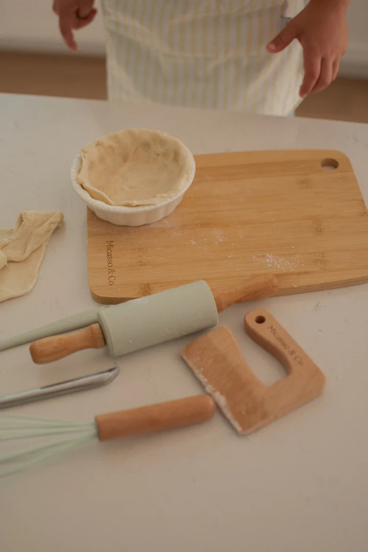 Micasso & Co Ensemble Mini-chef 7 en 1 Accessoires Micasso & Co Sauge douce