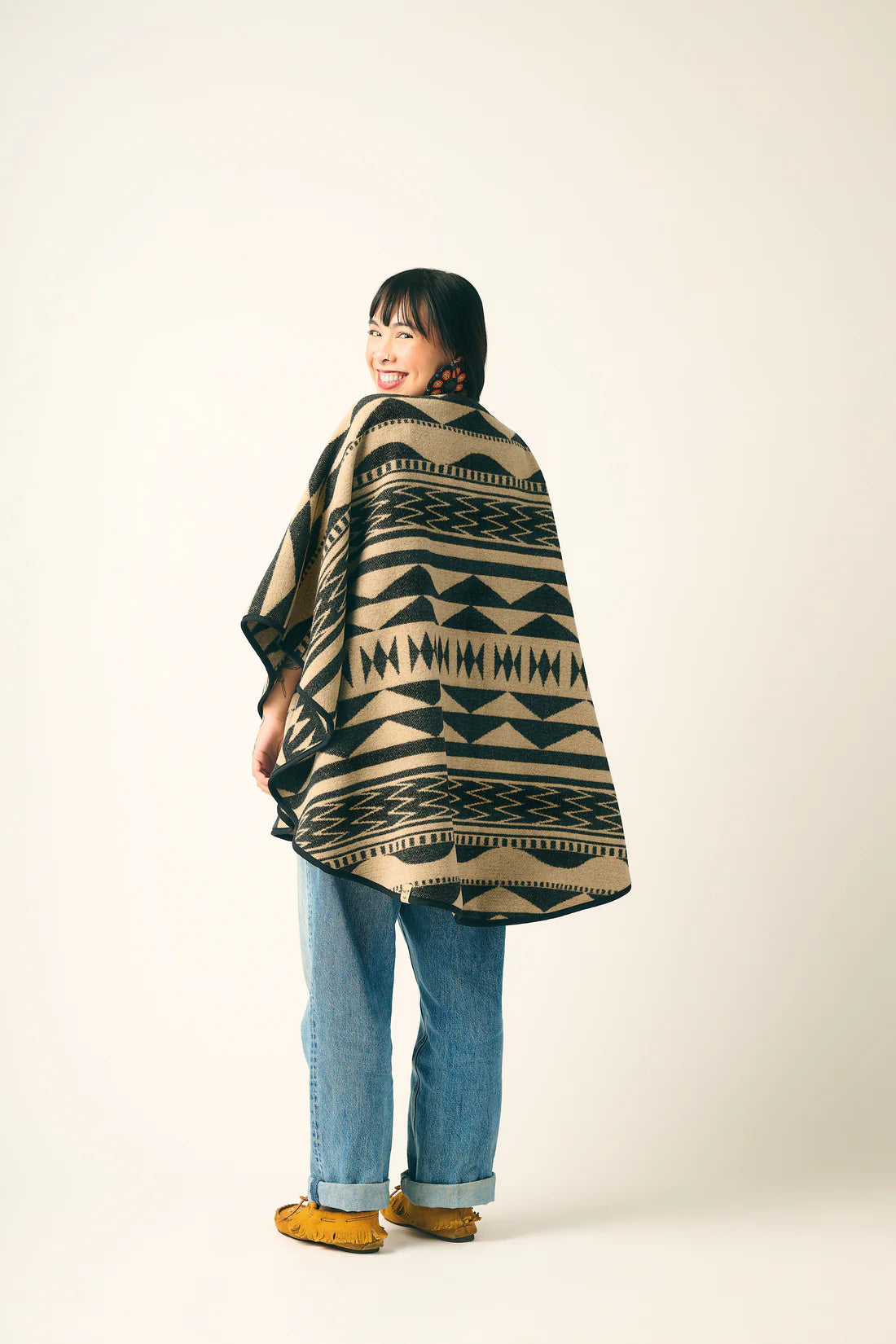 Mini Tipi Châle écoresponsable pour femme Weaver – Boutique Planète ...
