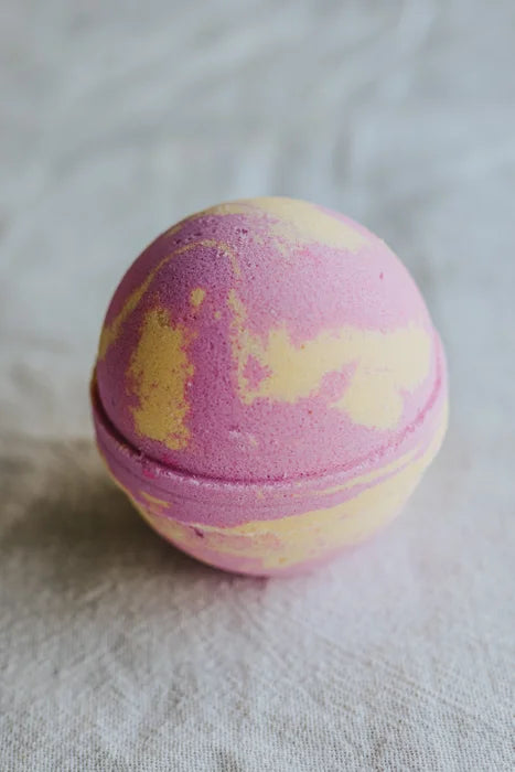 Soap factory Saponaria Bath bomb